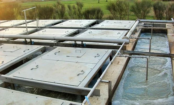 Sistema de biofilme multiestágio Nebula® da Aquarius Technologies